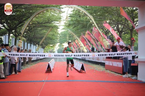 Race photo from Kediri Half Marathon 2024