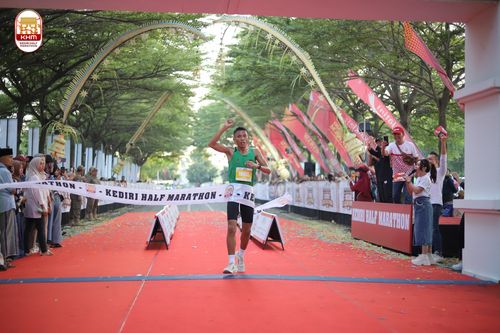 Race photo from Kediri Half Marathon 2024