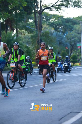 Race photo from Isoplus Run 2024 Surabaya