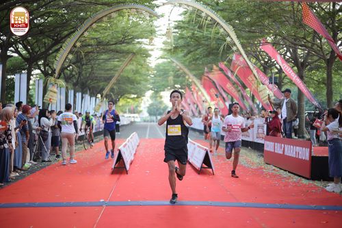 Race photo from Kediri Half Marathon 2024