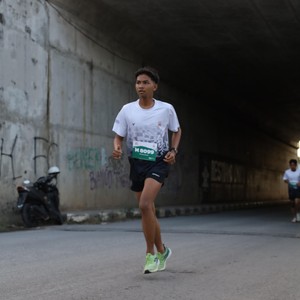 Race photo from KEDIRI HALF MARATHON 2026