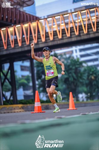 Race photo from Smartfren Run 2025 