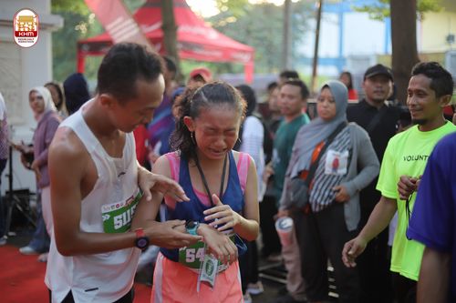 Race photo from Kediri Half Marathon 2024