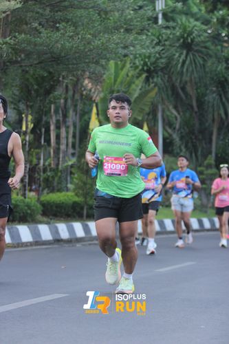 Race photo from Isoplus Run 2024 Surabaya
