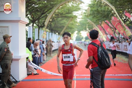 Race photo from Kediri Half Marathon 2024
