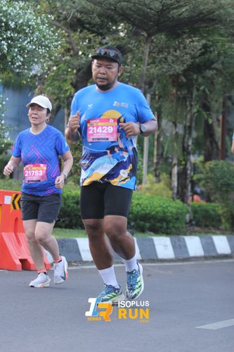 Race photo from Isoplus Run 2024 Surabaya