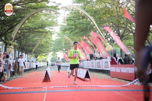 Race photo from Kediri Half Marathon 2024