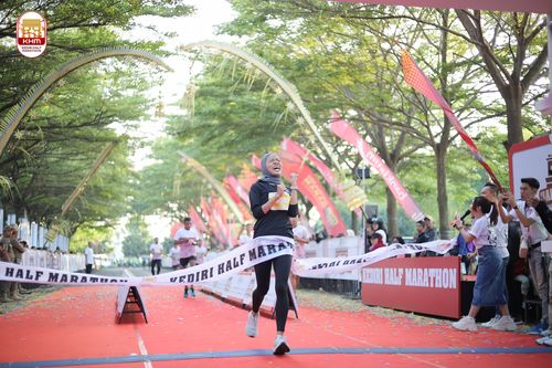 Race photo from Kediri Half Marathon 2024