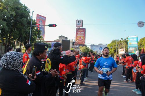 Race photo from Jabar Run 10K 2024