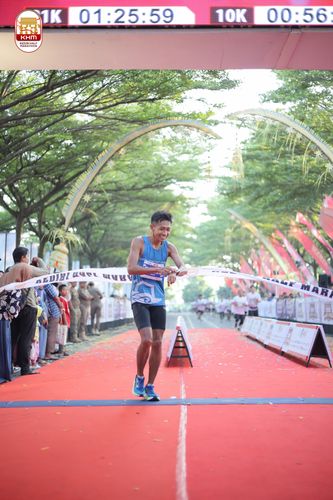 Race photo from Kediri Half Marathon 2024