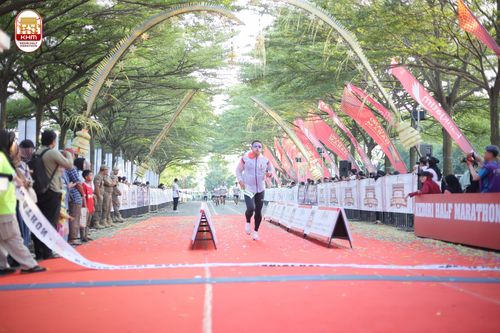 Race photo from Kediri Half Marathon 2024