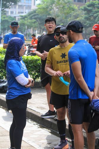 Race photo from NU SKIN RUNNING CLUB