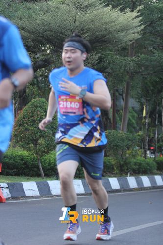 Race photo from Isoplus Run 2024 Surabaya