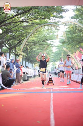 Race photo from Kediri Half Marathon 2024