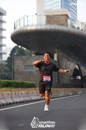 Race photo from Smartfren Run 2025 