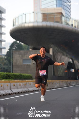 Race photo from Smartfren Run 2025 