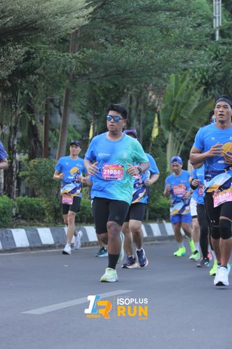 Race photo from Isoplus Run 2024 Surabaya