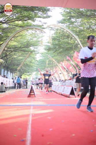 Race photo from Kediri Half Marathon 2024