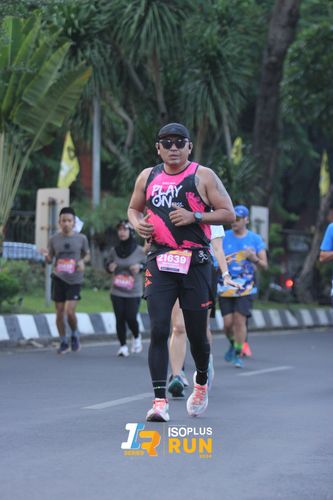 Race photo from Isoplus Run 2024 Surabaya
