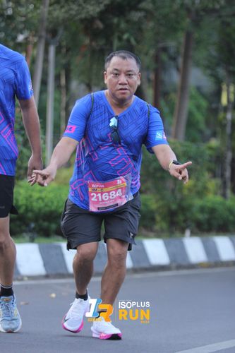 Race photo from Isoplus Run 2024 Surabaya