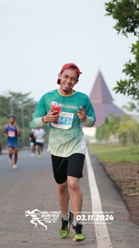 Race photo from Arutmin Borneo Run 2024