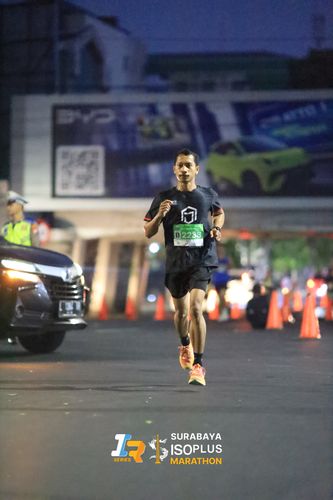 Race photo from SURABAYA ISOPLUS MARATHON 2025