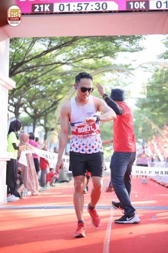 Race photo from Kediri Half Marathon 2024