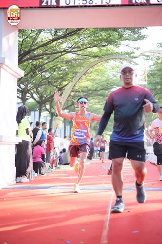Race photo from Kediri Half Marathon 2024
