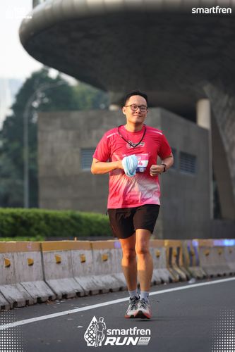 Race photo from Smartfren Run 2025 