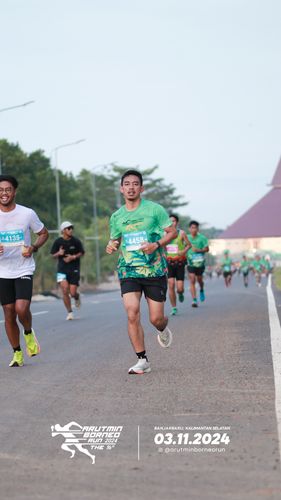 Race photo from Arutmin Borneo Run 2024