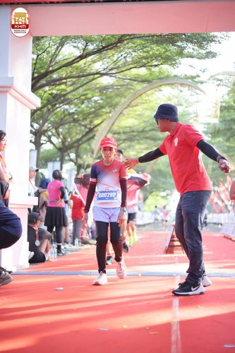 Race photo from Kediri Half Marathon 2024