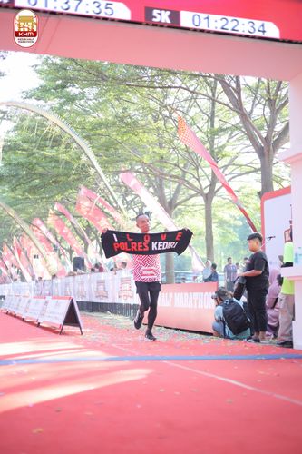 Race photo from Kediri Half Marathon 2024