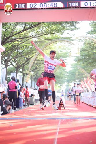 Race photo from Kediri Half Marathon 2024