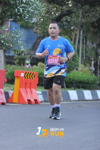 Race photo from Isoplus Run 2024 Surabaya