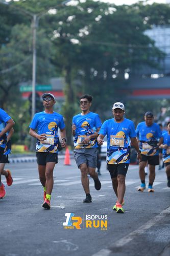 Race photo from Isoplus Run 2024 Surabaya