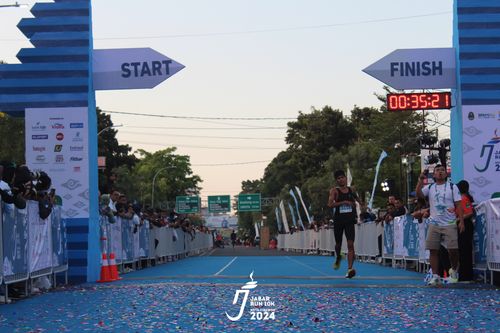 Race photo from Jabar Run 10K 2024