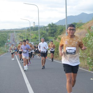 Race photo from KEDIRI HALF MARATHON 2026