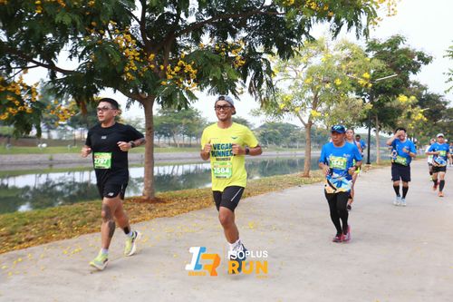 Race photo from ISOPlus Run 2024 Jakarta
