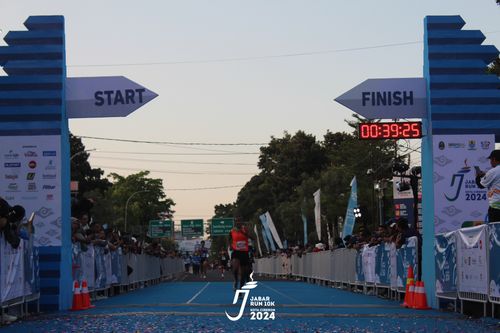 Race photo from Jabar Run 10K 2024