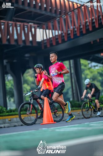 Race photo from Smartfren Run 2025 