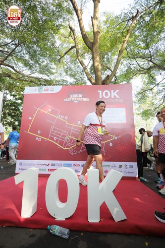 Race photo from Kediri Half Marathon 2024
