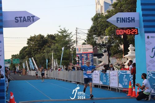 Race photo from Jabar Run 10K 2024
