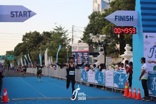 Race photo from Jabar Run 10K 2024