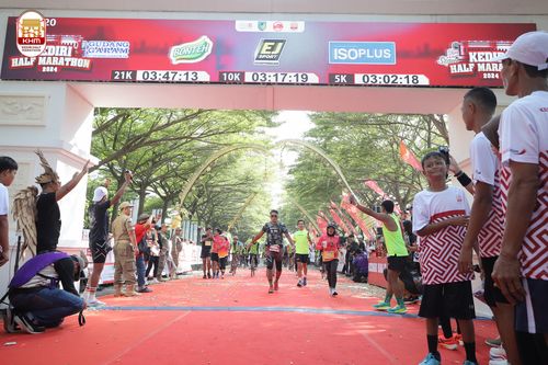 Race photo from Kediri Half Marathon 2024