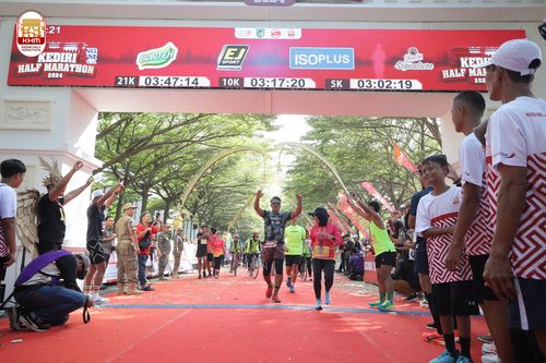 Race photo from Kediri Half Marathon 2024