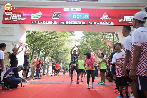 Race photo from Kediri Half Marathon 2024