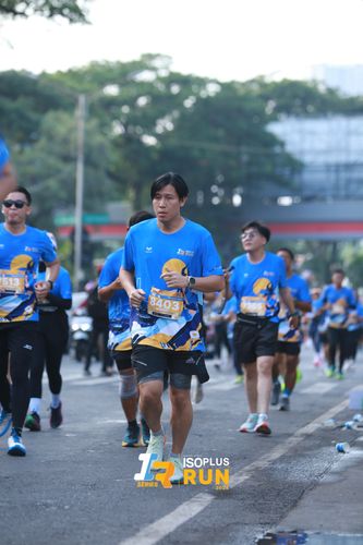 Race photo from Isoplus Run 2024 Surabaya
