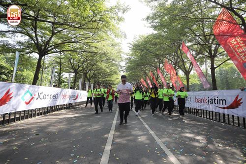 Race photo from Kediri Half Marathon 2024