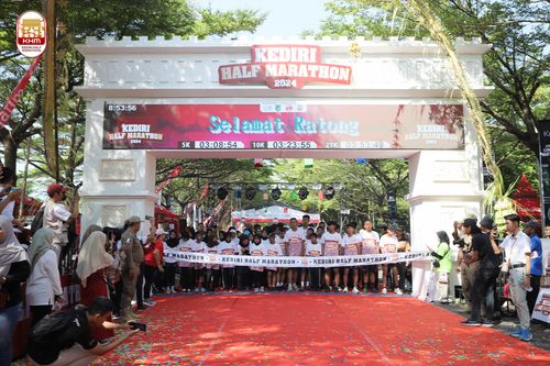 Race photo from Kediri Half Marathon 2024
