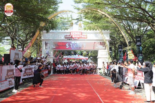 Race photo from Kediri Half Marathon 2024